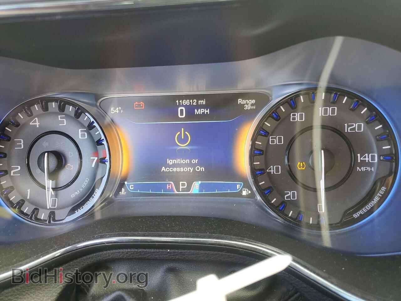 2015 CHRYSLER 200 - VIN: 1C3CCCBG3FN736253 - Фото 9