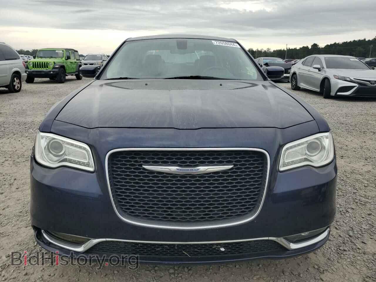 2017 CHRYSLER 300 - VIN: 2C3CCAAG3HH596982 - Фото 5