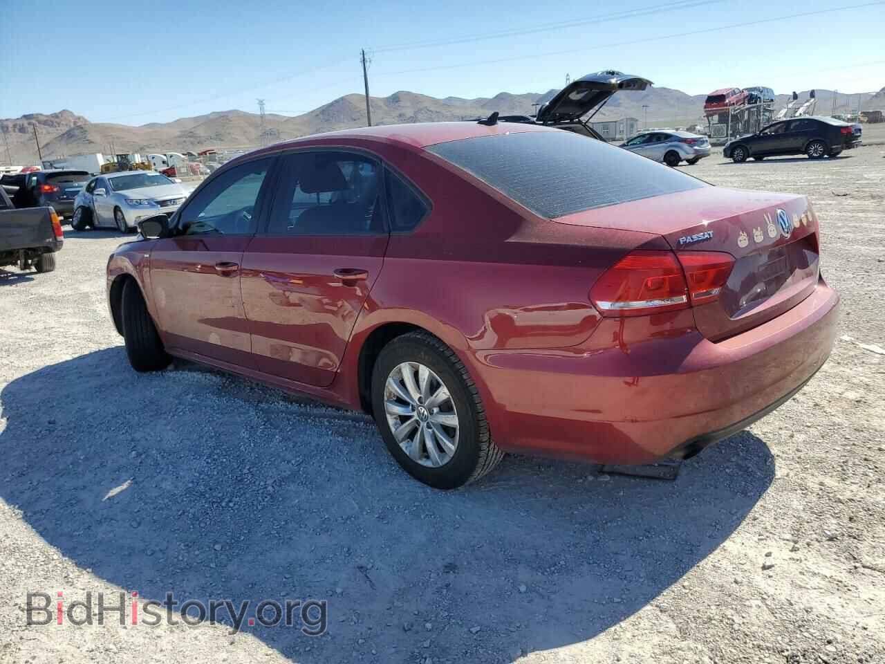 2015 VOLKSWAGEN PASSAT - VIN: 1VWAT7A37FC040643 - Фото 2