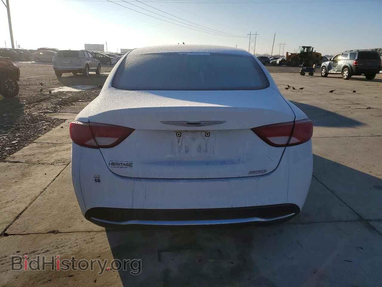 2015 CHRYSLER 200 - VIN: 1C3CCCAB1FN502103 - Фото 6