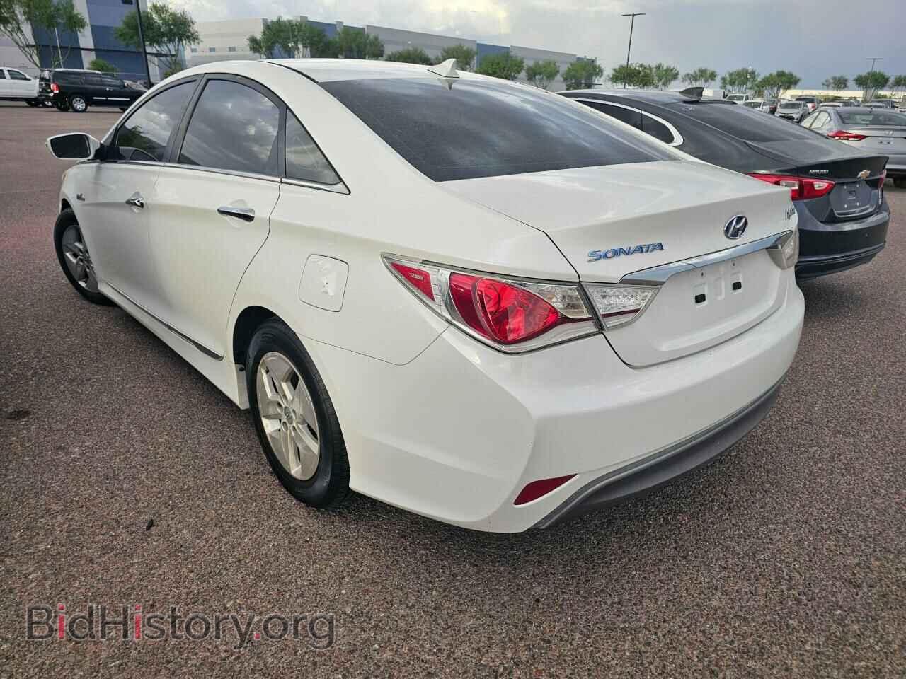 2012 HYUNDAI SONATA - VIN: KMHEC4A44CA021904 - Фото 3