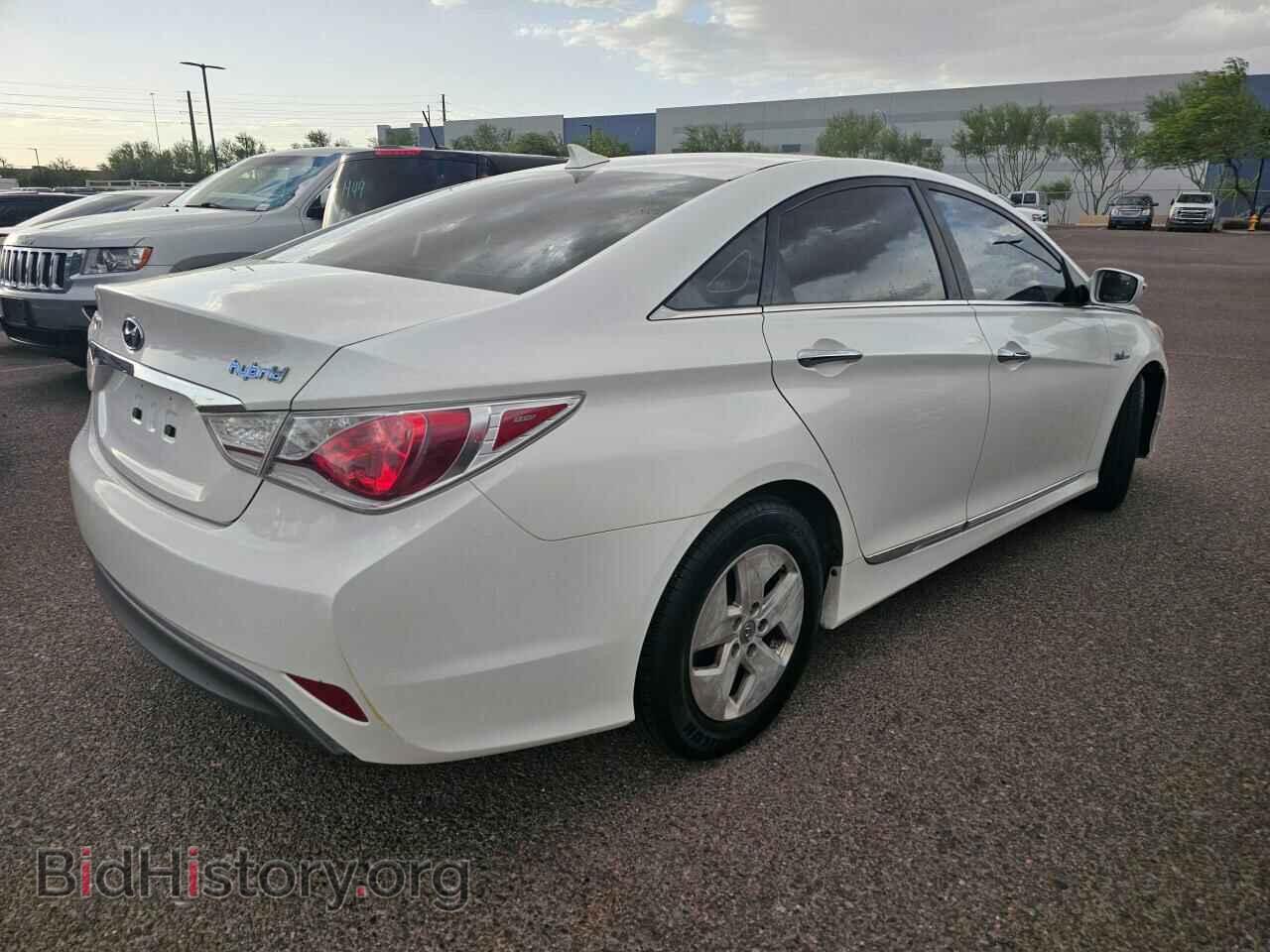 2012 HYUNDAI SONATA - VIN: KMHEC4A44CA021904 - Фото 4