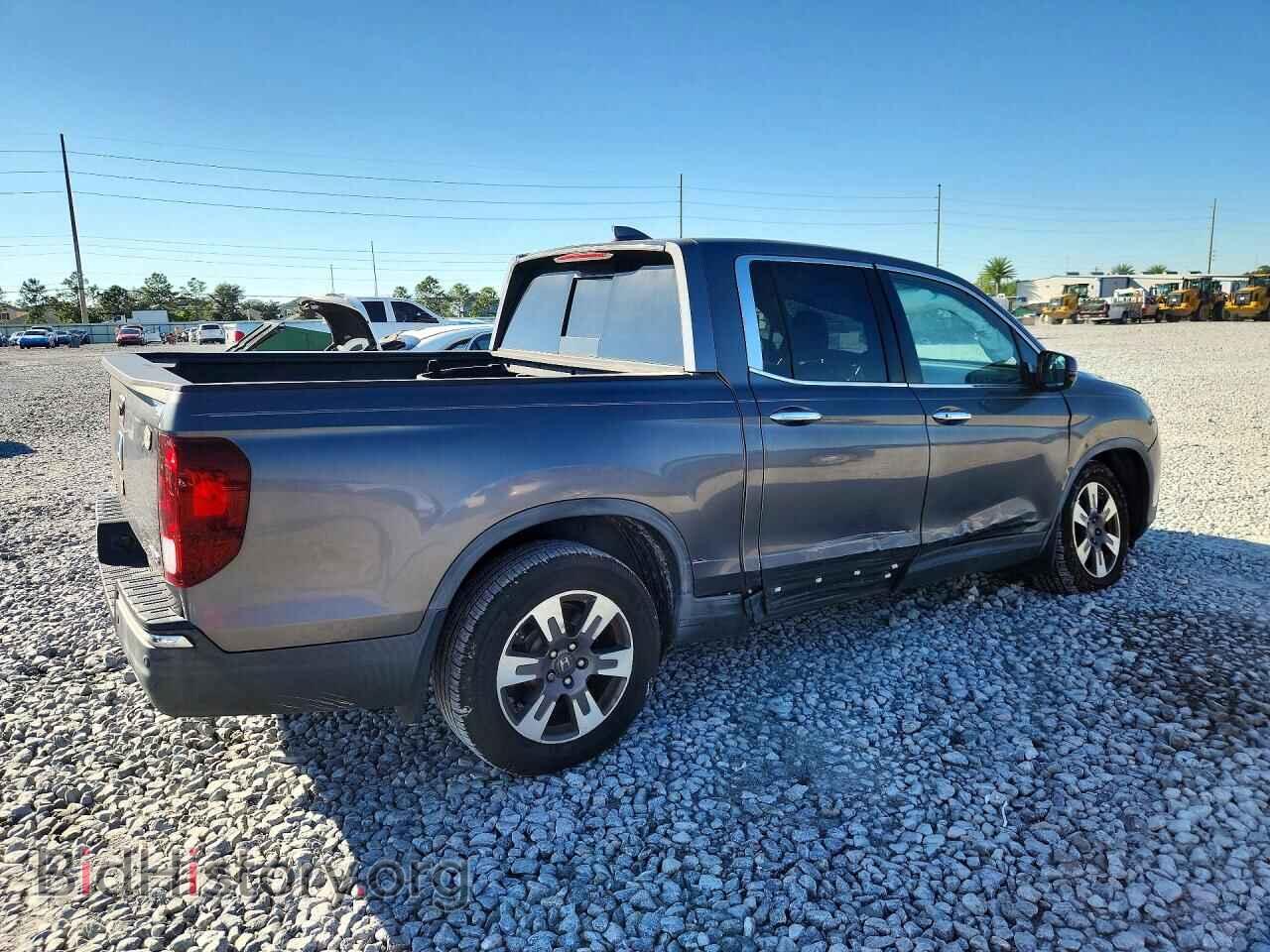 2019 HONDA RIDGELINE - VIN: 5FPYK3F71KB005027 - Photo 3