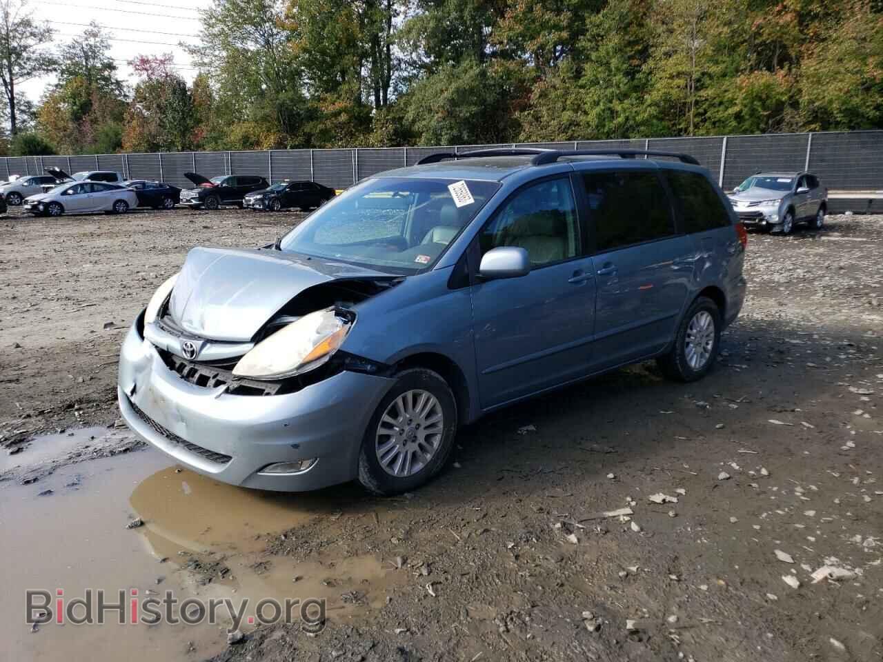 Photo 5TDBK22C38S021701 - TOYOTA All Models 2008