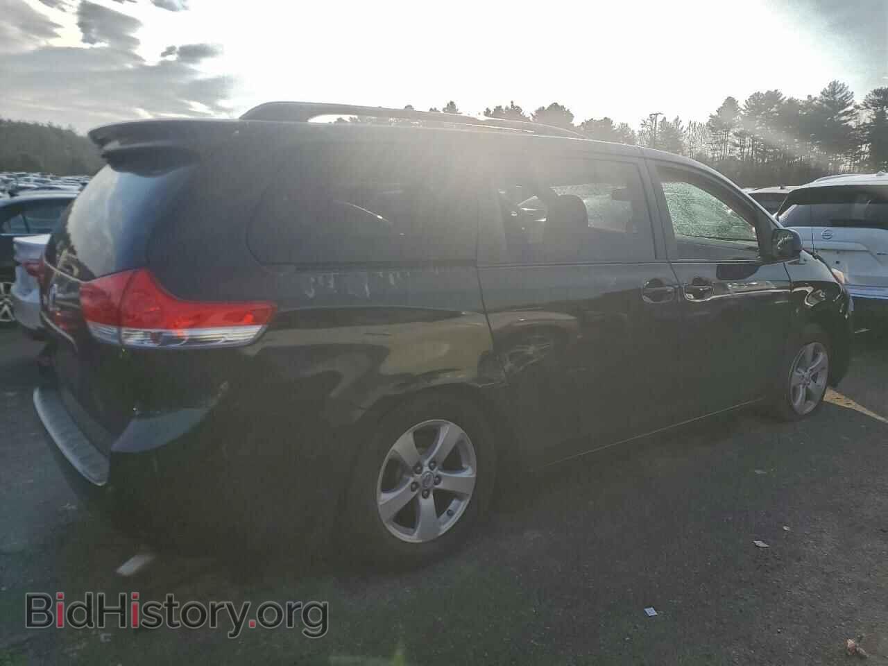2011 TOYOTA All Models - VIN: 5TDKK3DC4BS058265 - Фото 3