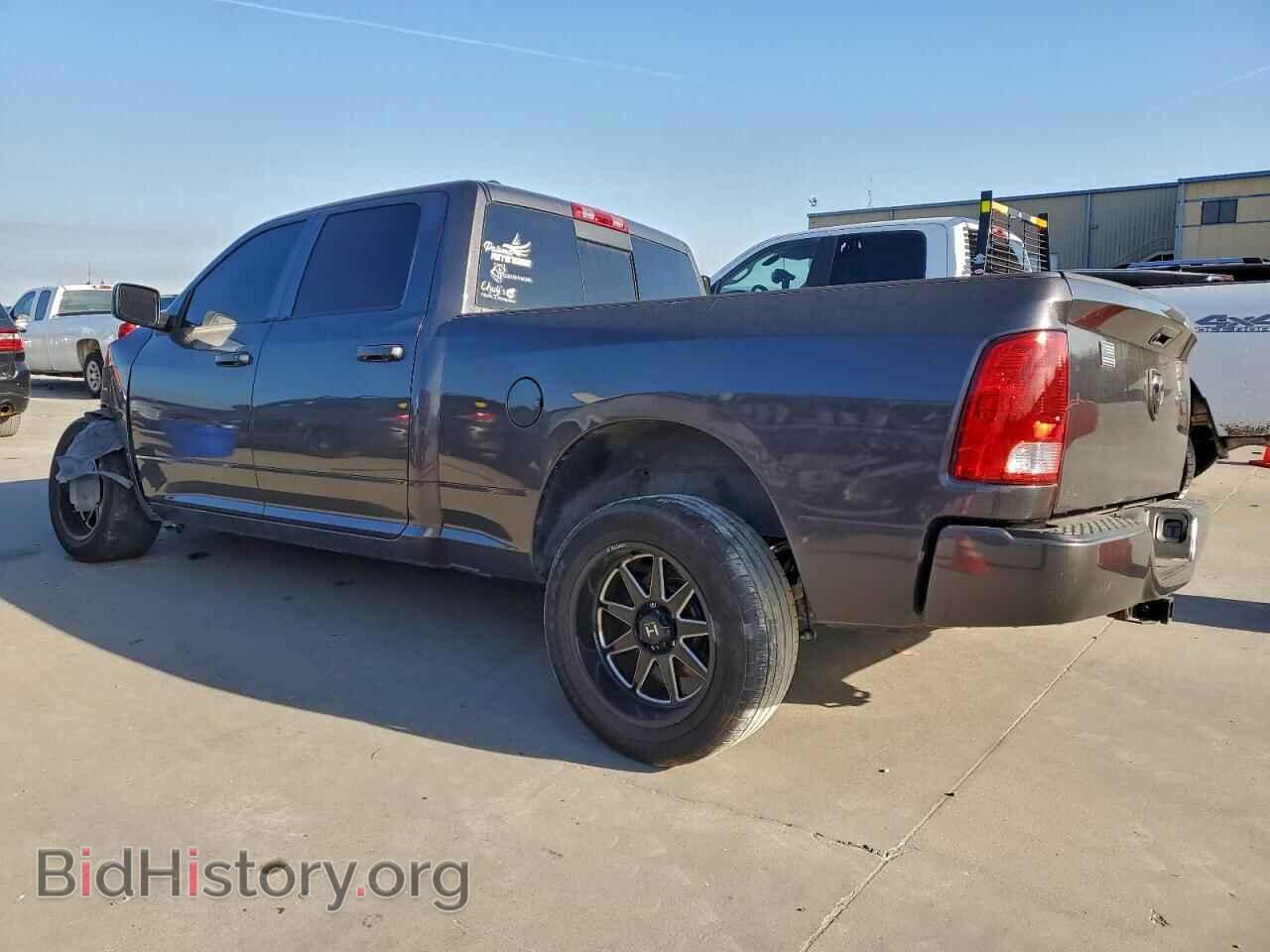 2019 RAM 1500 - VIN: 1C6RR6TT8KS561731 - Фото 2