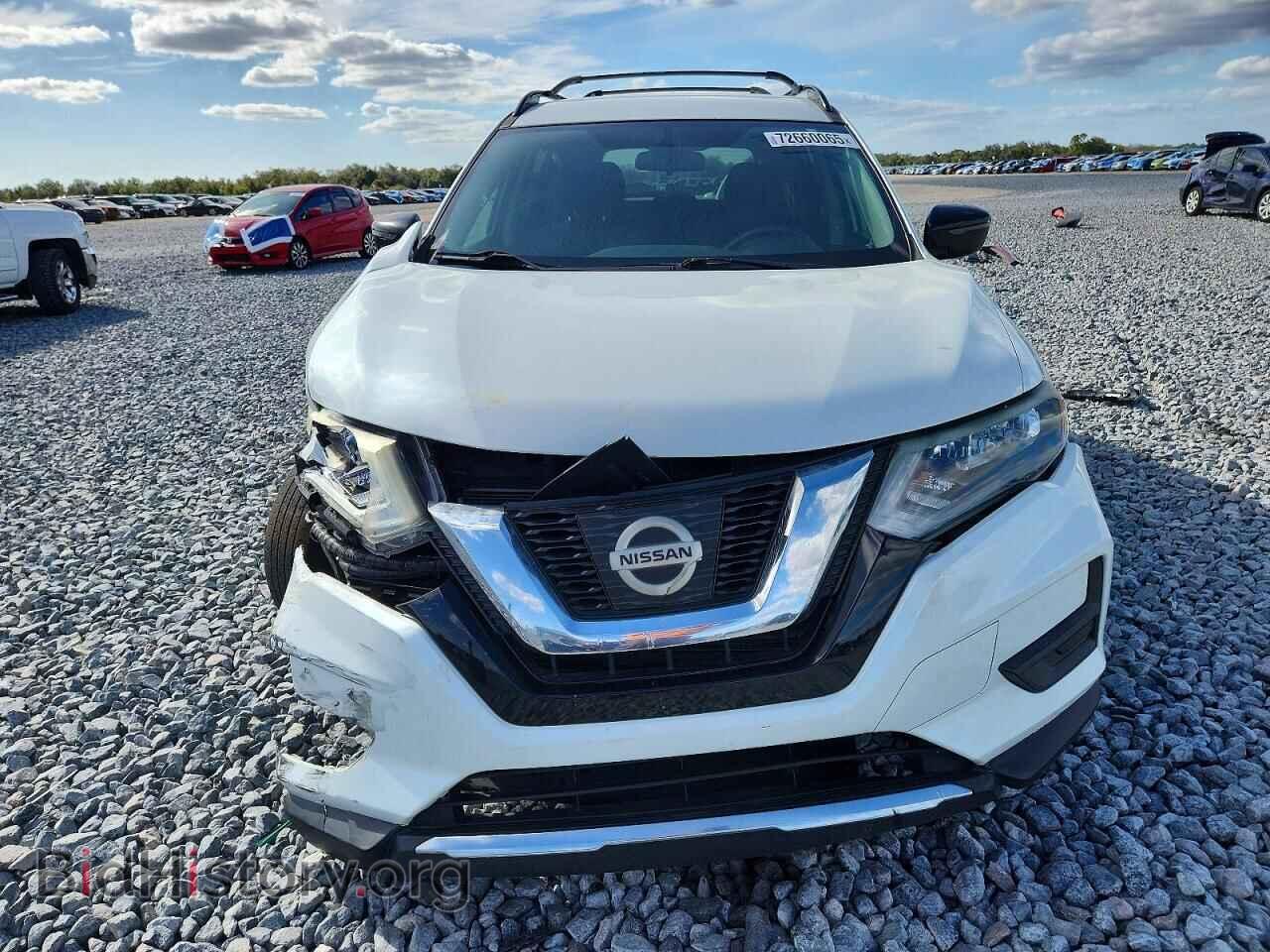 2017 NISSAN ROGUE - VIN: 5N1AT2MT2HC828858 - Фото 5