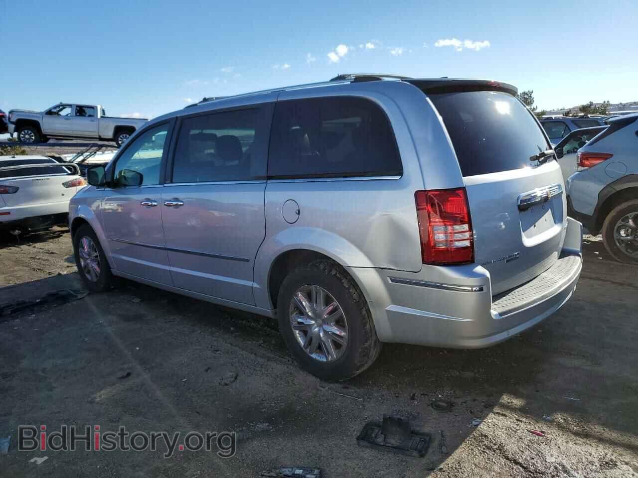 2008 CHRYSLER MINIVAN - VIN: 2A8HR64X98R660387 - Фото 2