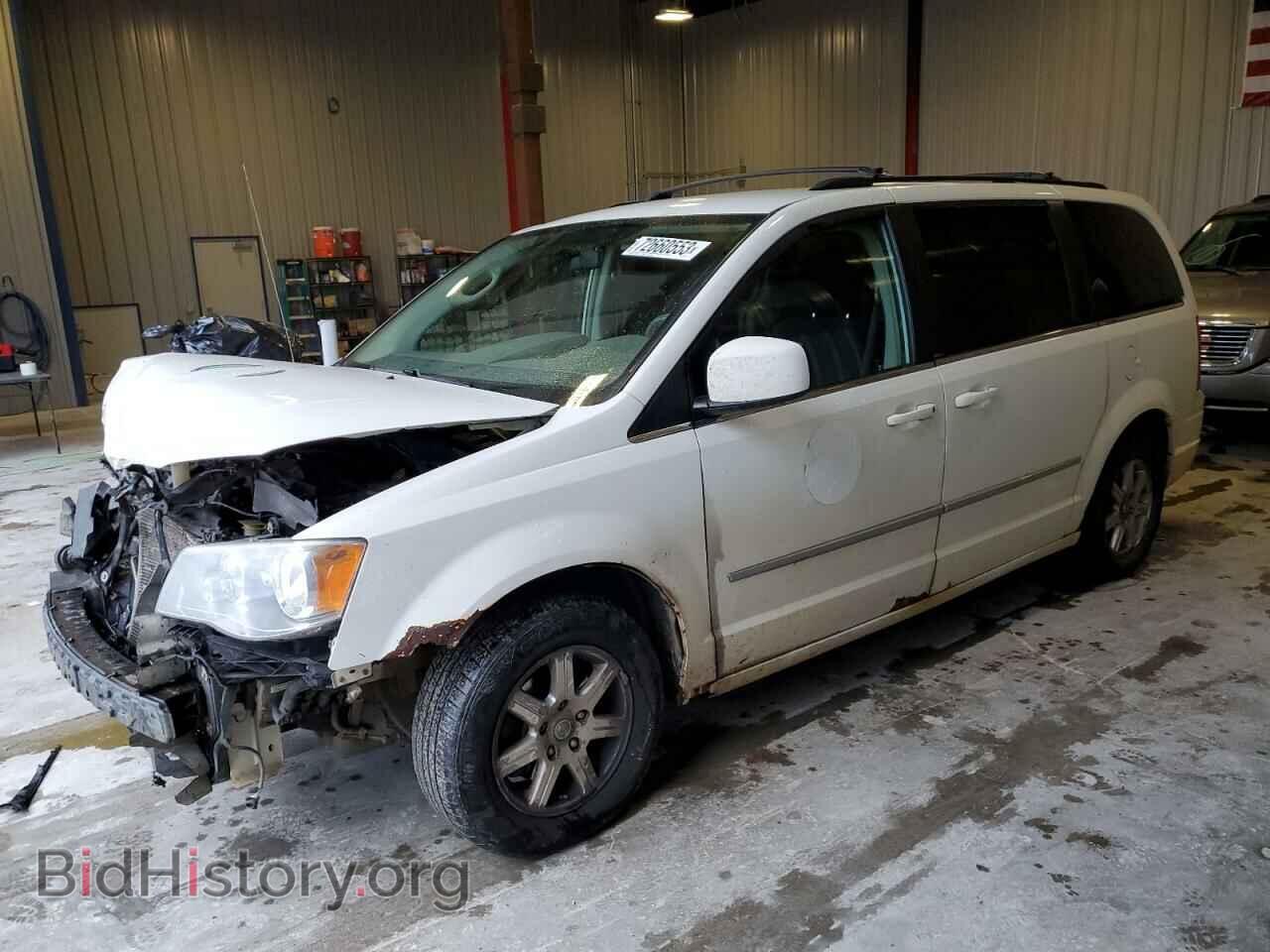 Photo 2A4RR5D10AR467918 - CHRYSLER MINIVAN 2010
