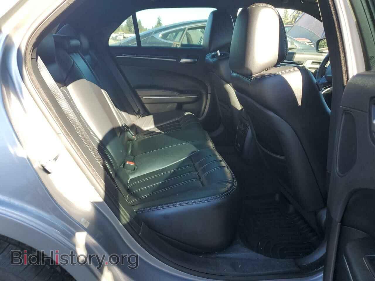 2017 CHRYSLER 300 - VIN: 2C3CCABG3HH646195 - Фото 10
