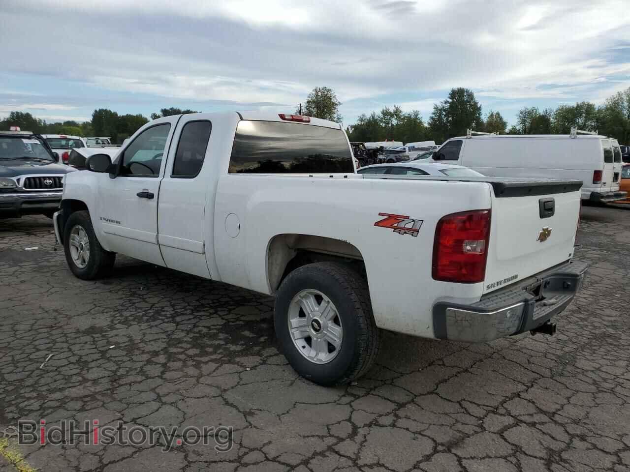 2007 CHEVROLET ALL Models - VIN: 2GCEK19J371708694 - Фото 2