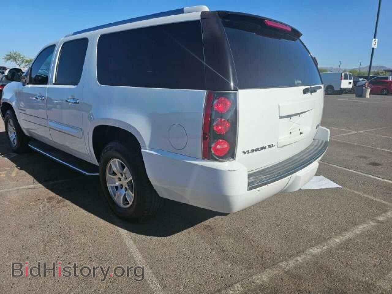 2008 GMC YUKON - VIN: 1GKFC66858J251172 - Фото 3