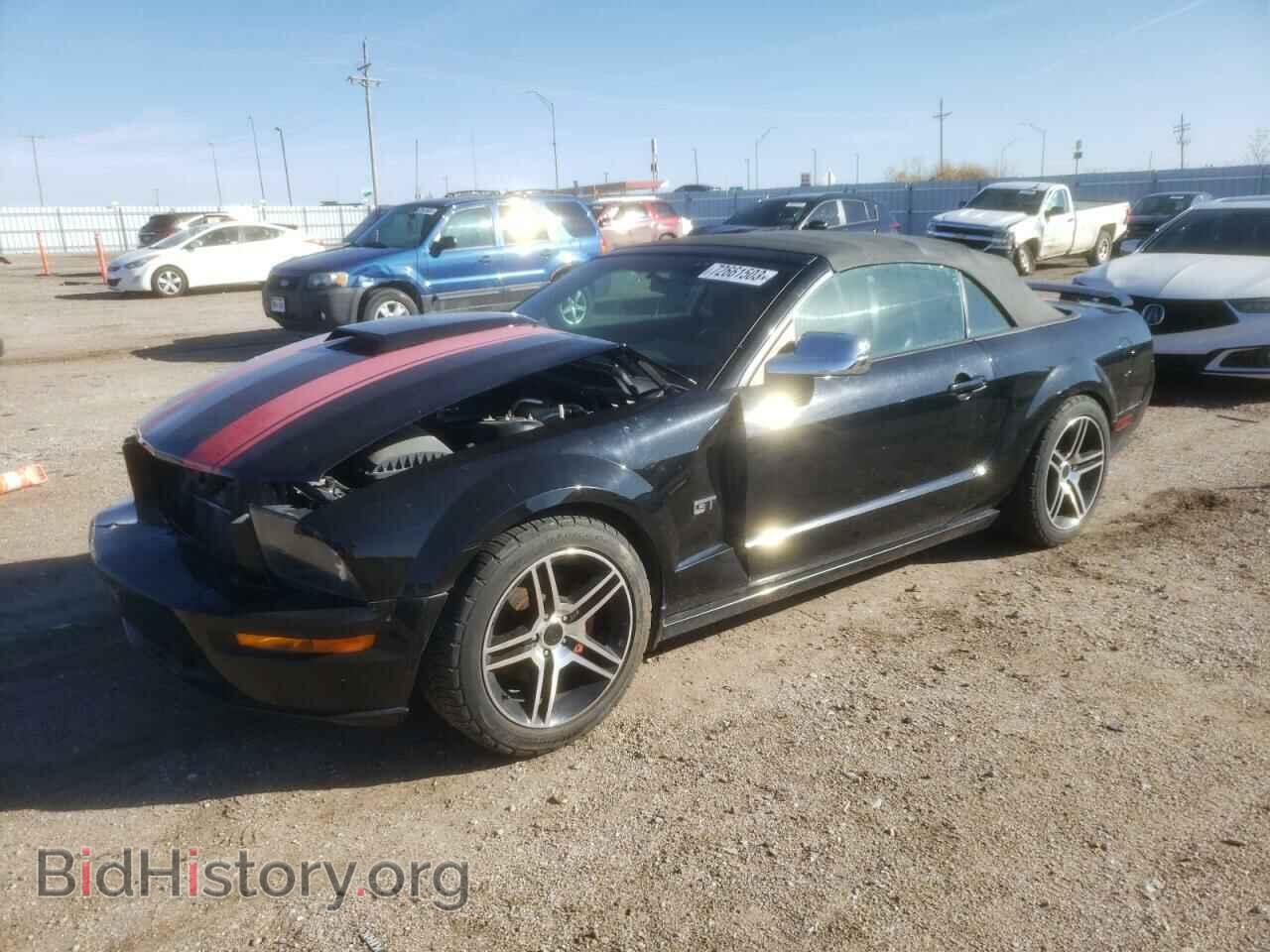 Photo 1ZVHT85HX65196612 - FORD MUSTANG 2006