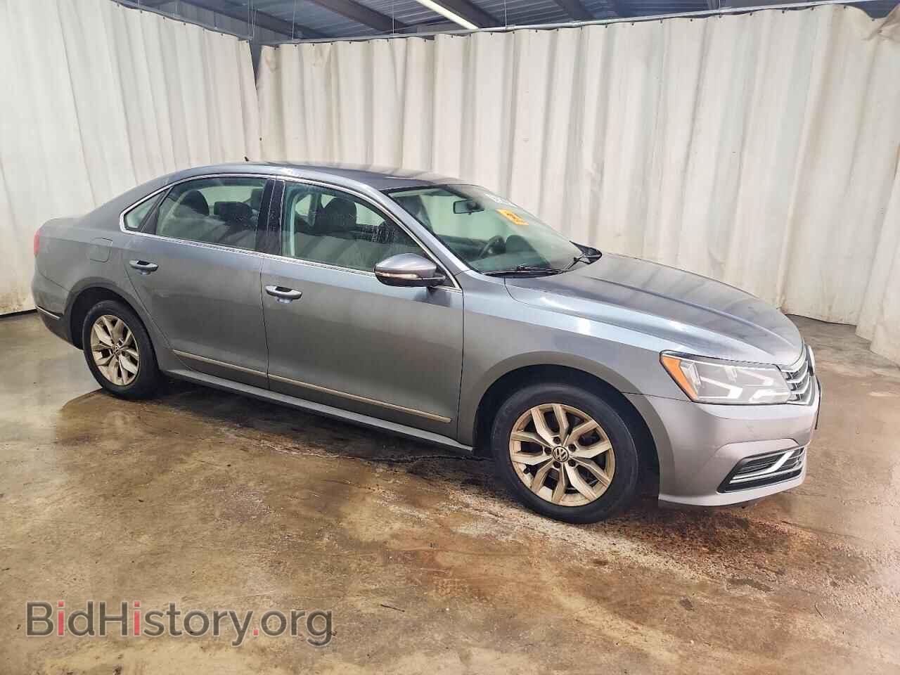 2017 VOLKSWAGEN PASSAT - VIN: 1VWAT7A35HC042202 - Фото 4
