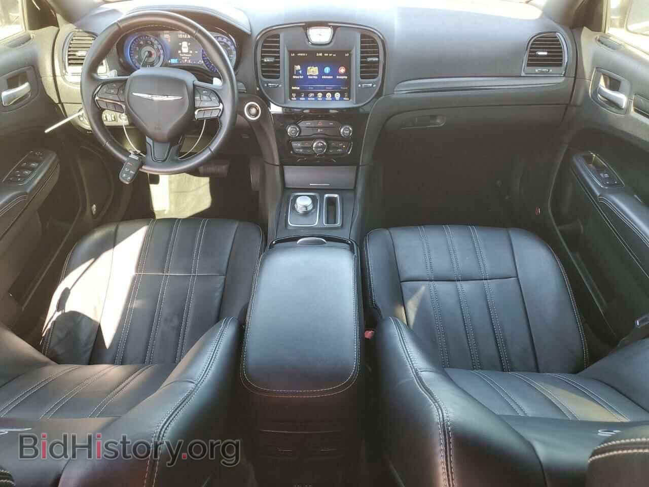 2015 CHRYSLER 300 - VIN: 2C3CCABG9FH760490 - Фото 8