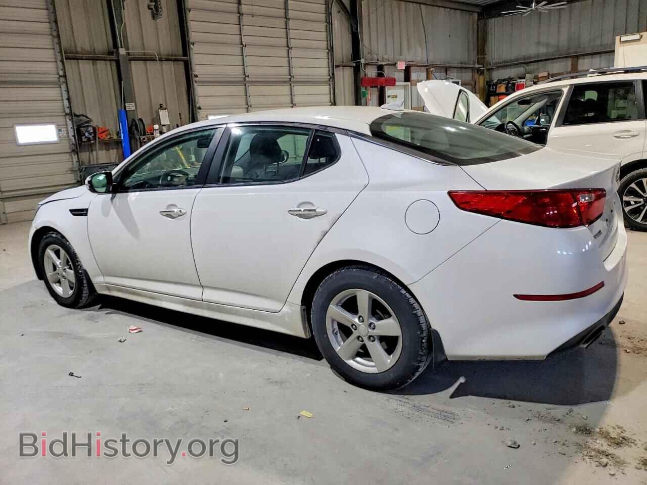 2015 KIA OPTIMA - VIN: KNAGM4A79F5658818 - Фото 2
