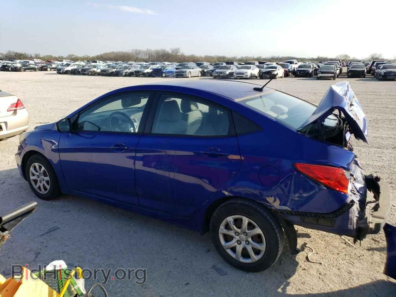 2013 HYUNDAI ACCENT - VIN: KMHCT4AE8DU520933 - Фото 2
