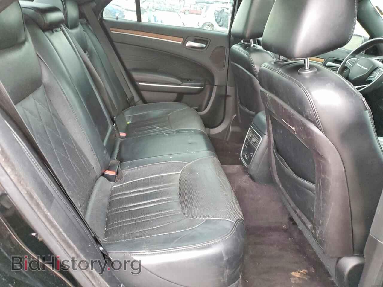2016 CHRYSLER 300 - VIN: 2C3CCASG8GH287845 - Фото 10