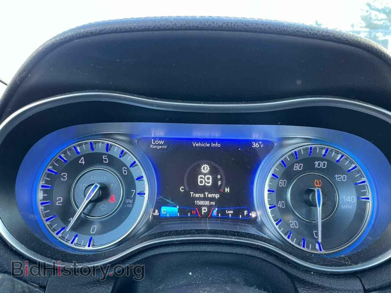 2016 CHRYSLER 300 - VIN: 2C3CCAEG4GH111211 - Фото 8