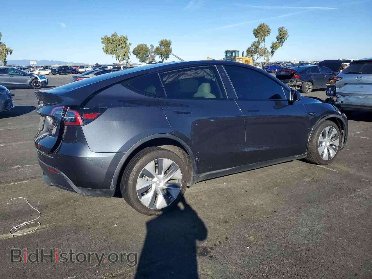 2024 TESLA MODEL Y - VIN: 7SAYGDEE7RF986512 - Фото 3