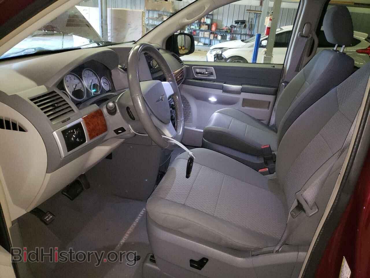 2008 CHRYSLER MINIVAN - VIN: 2A8HR54P78R770512 - Фото 7