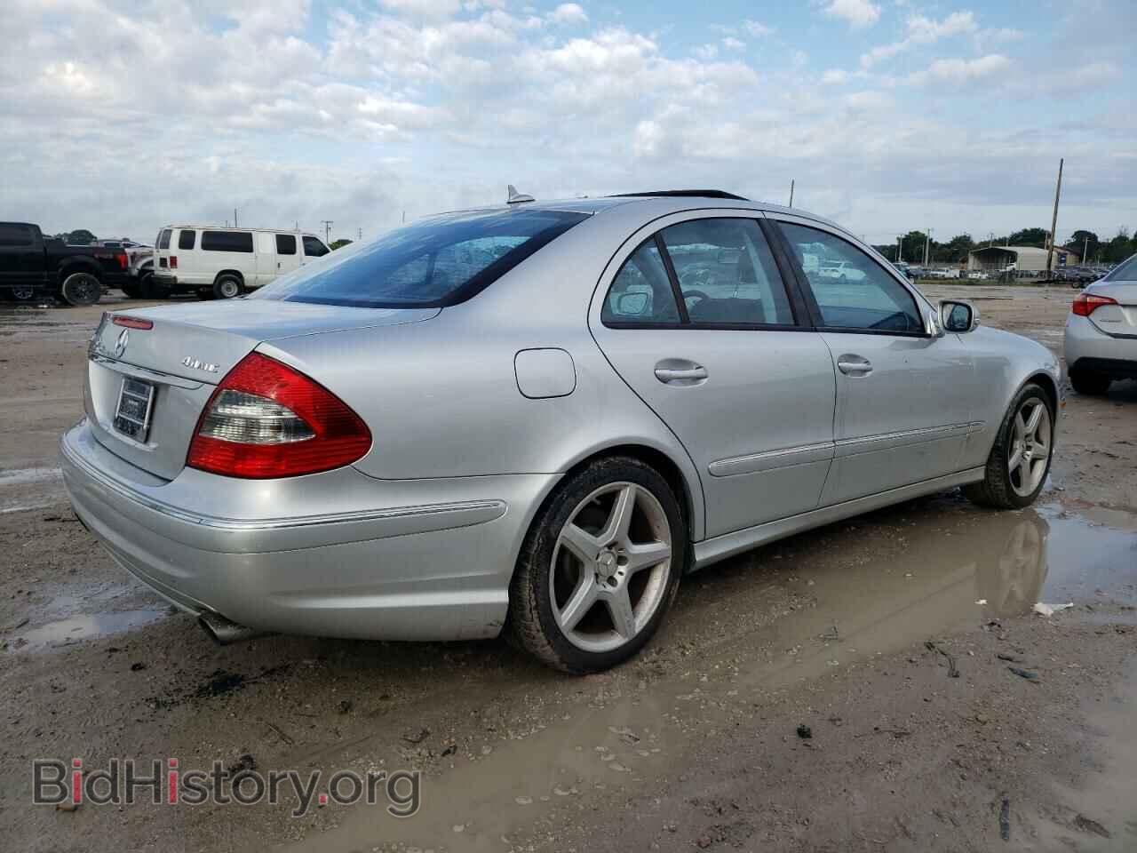 2009 MERCEDES-BENZ E-CLASS - VIN: WDBUF87X49B381532 - Фото 3