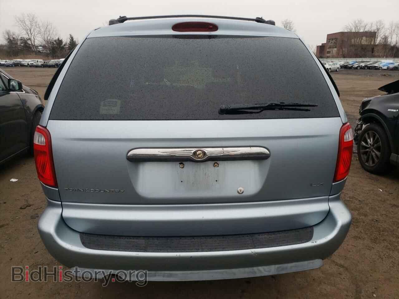 2006 CHRYSLER MINIVAN - VIN: 2A4GP44R56R663745 - Фото 6