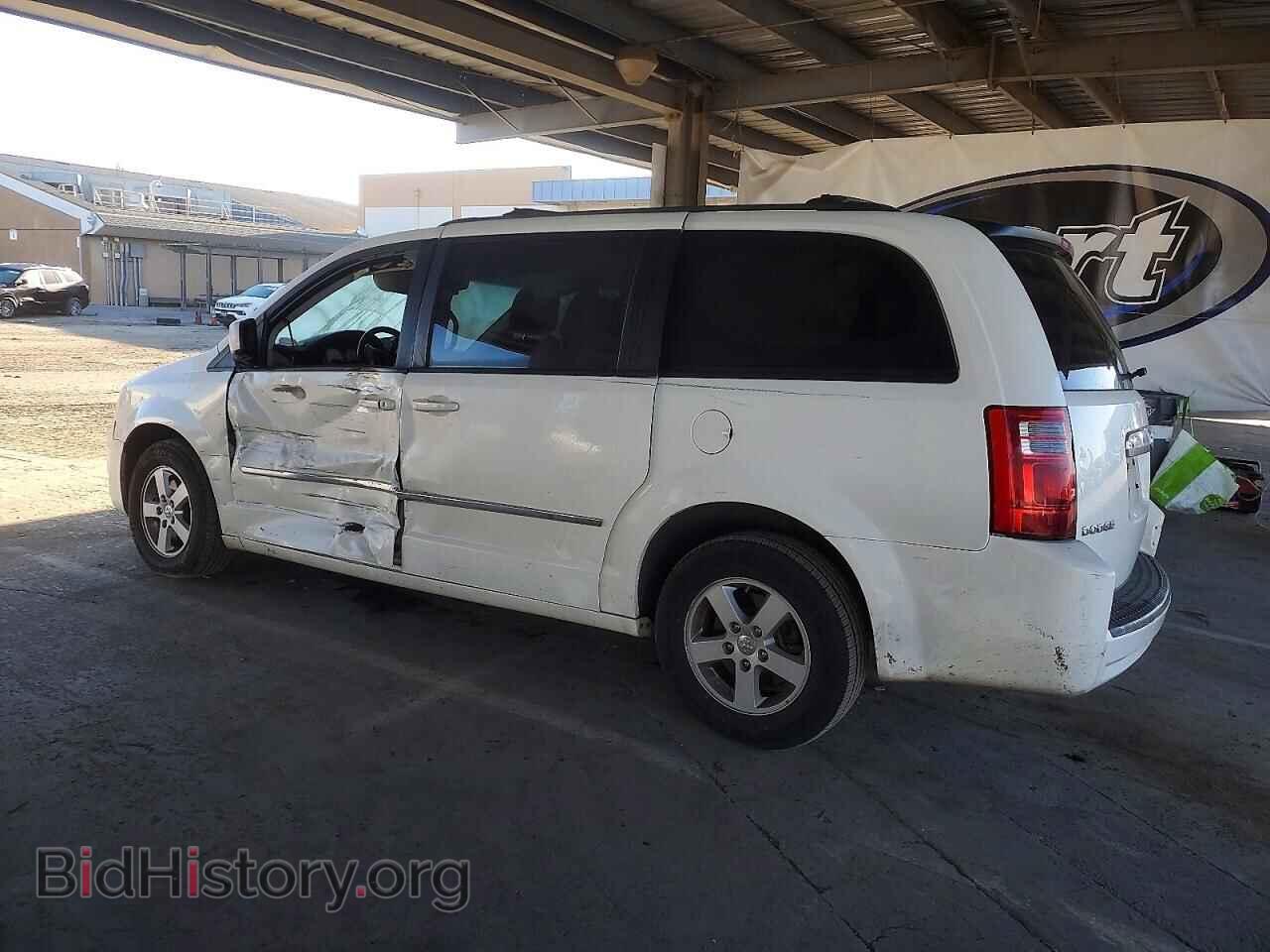 2010 DODGE CARAVAN - VIN: 2D4RN5D11AR341782 - Фото 2