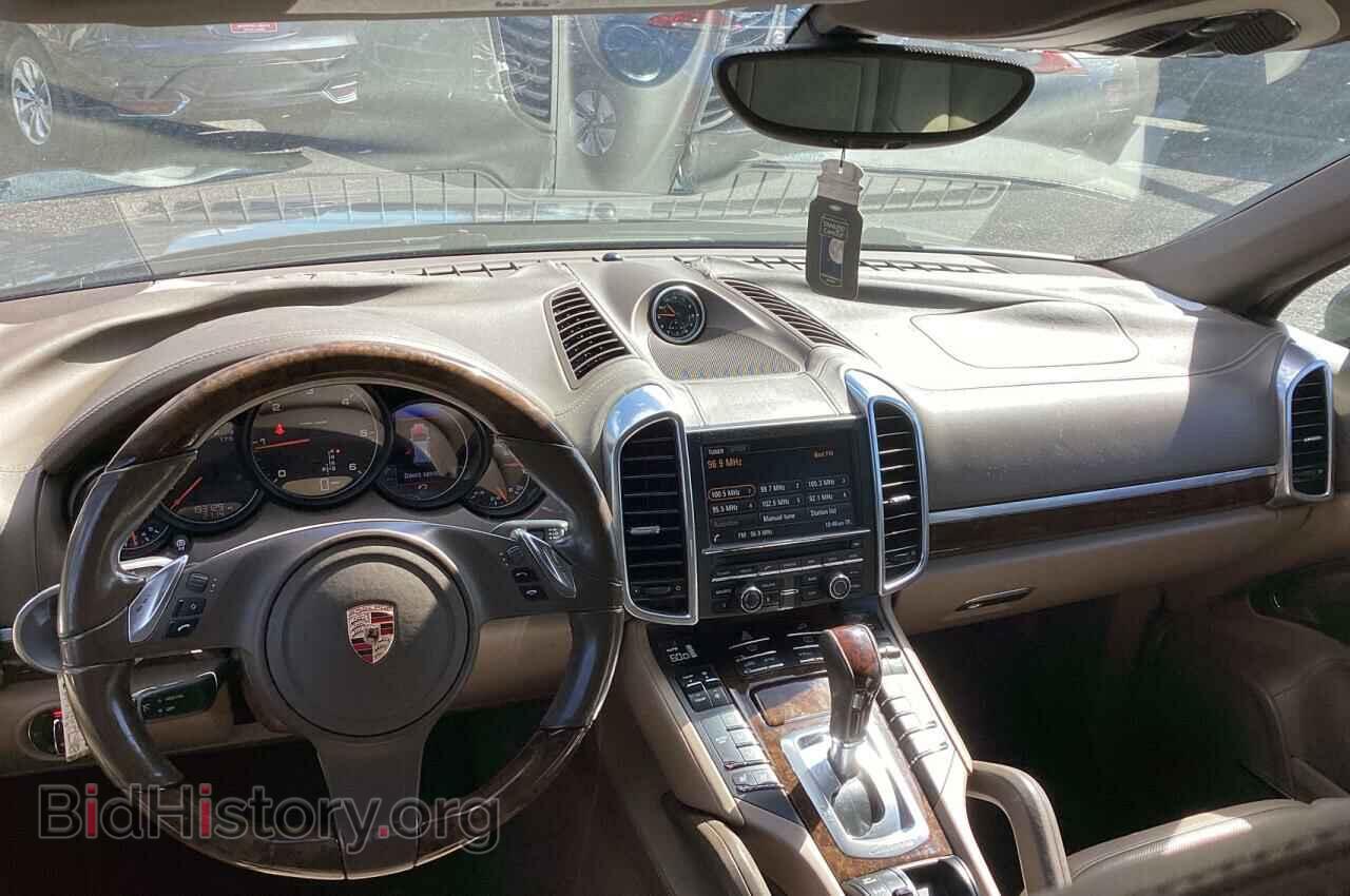 2014 PORSCHE CAYENNE - VIN: WP1AF2A28ELA40863 - Фото 9