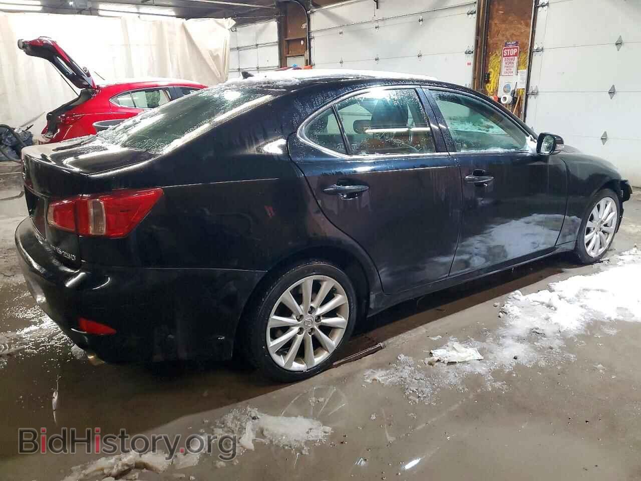 2011 LEXUS IS - VIN: JTHCF5C22B5046309 - Photo 3