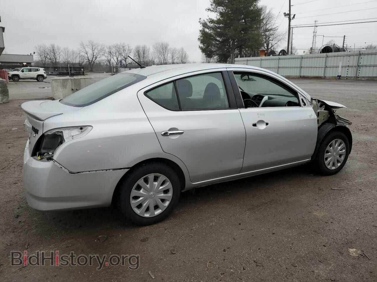 2018 NISSAN VERSA - VIN: 3N1CN7AP1JL825099 - Фото 3