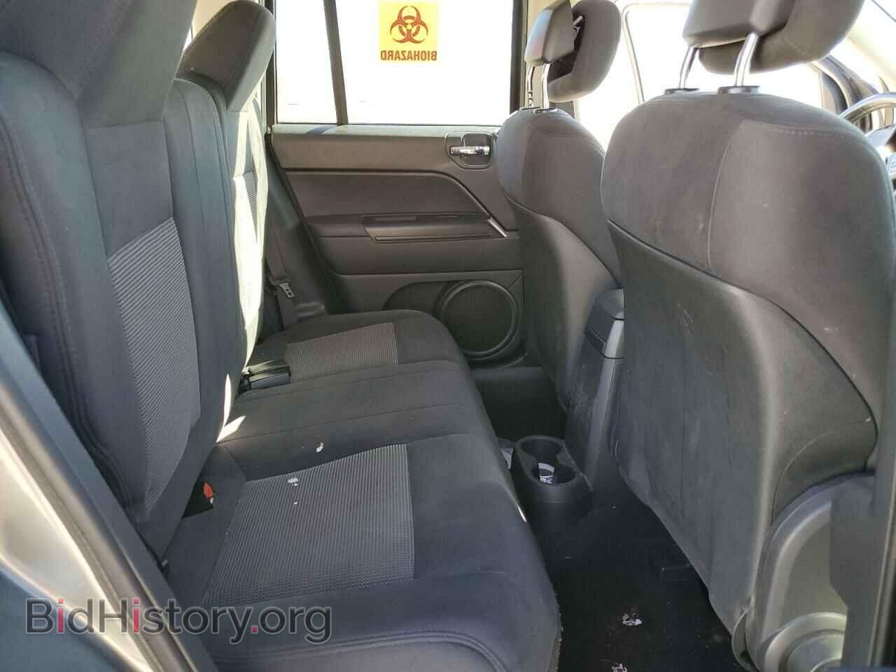2011 JEEP COMPASS - VIN: 1J4NT1FA2BD195625 - Photo 11