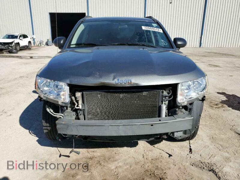 2011 Jeep COMPASS (VIN 1J4NT1FA2BD195625) — photo 5 of 13