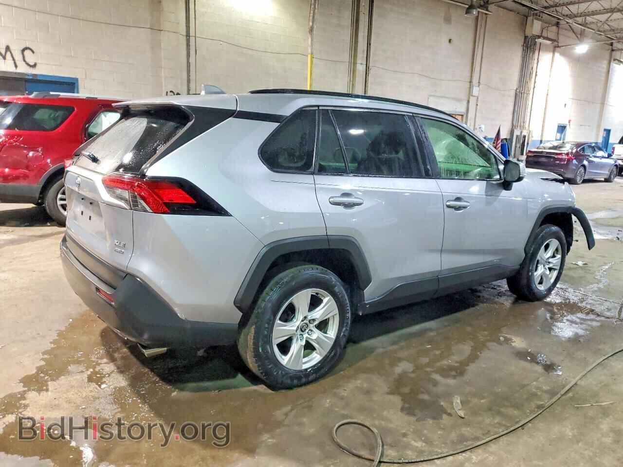 2020 TOYOTA RAV4 - VIN: JTMP1RFV5LD528150 - Фото 3