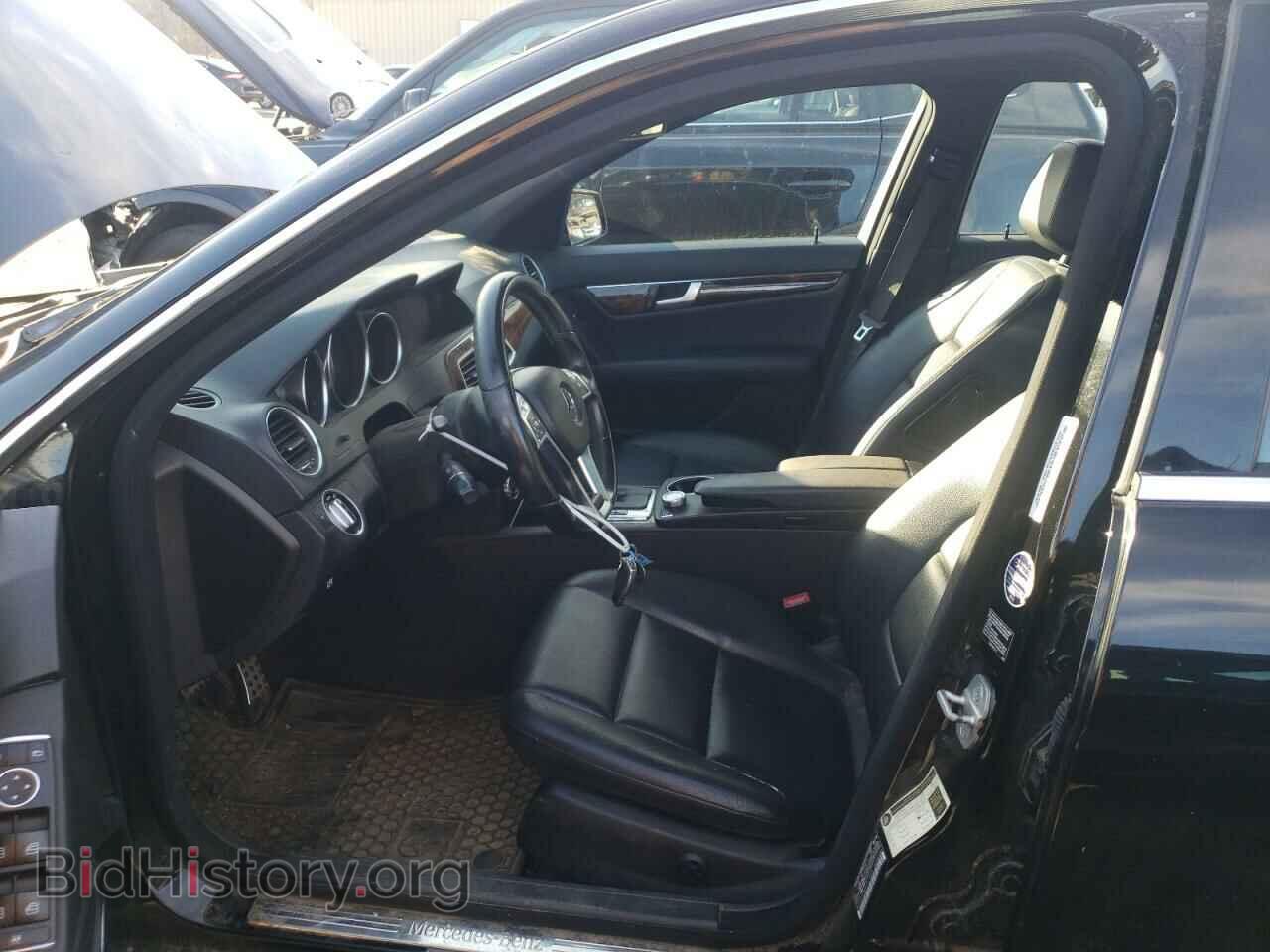 2012 MERCEDES-BENZ C-CLASS - VIN: WDDGF8BB4CR234867 - Фото 7