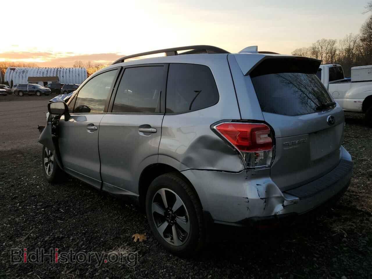 2017 SUBARU FORESTER - VIN: JF2SJAECXHH596358 - Фото 2
