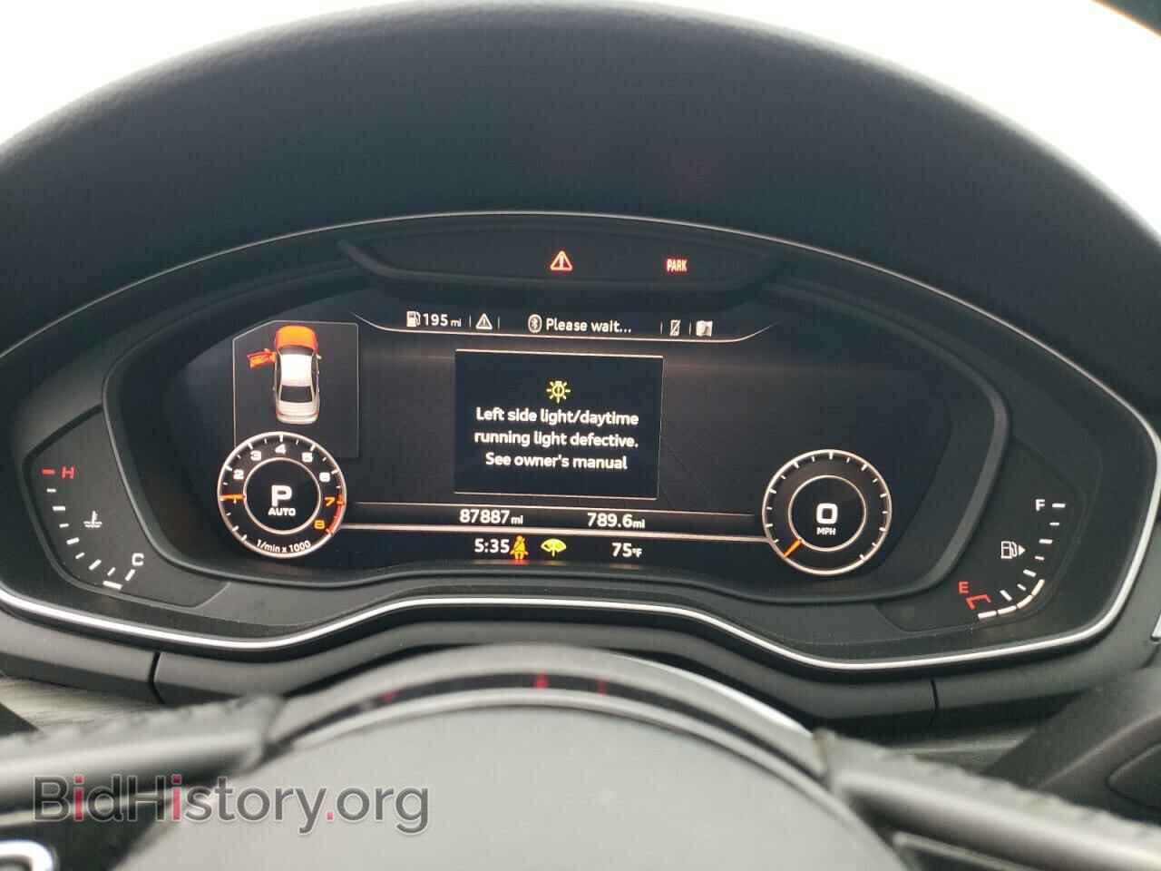 2017 AUDI A4 - VIN: WAUDNAF49HN041032 - Фото 9
