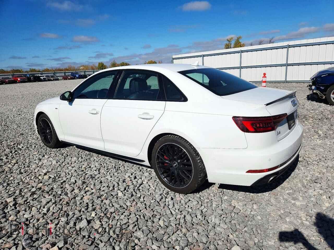 2018 AUDI A4 - VIN: WAUFNAF4XJA062249 - Фото 2