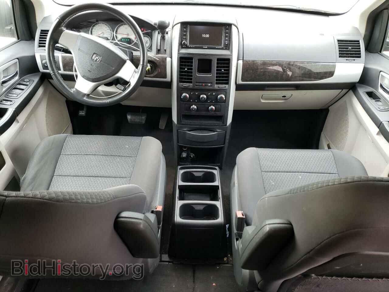 2010 DODGE CARAVAN - VIN: 2D4RN6DX6AR379048 - Фото 8