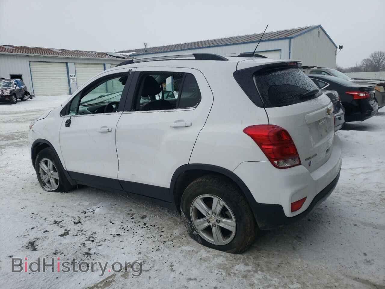 2020 CHEVROLET TRAX - VIN: 3GNCJPSB6LL129490 - Фото 2