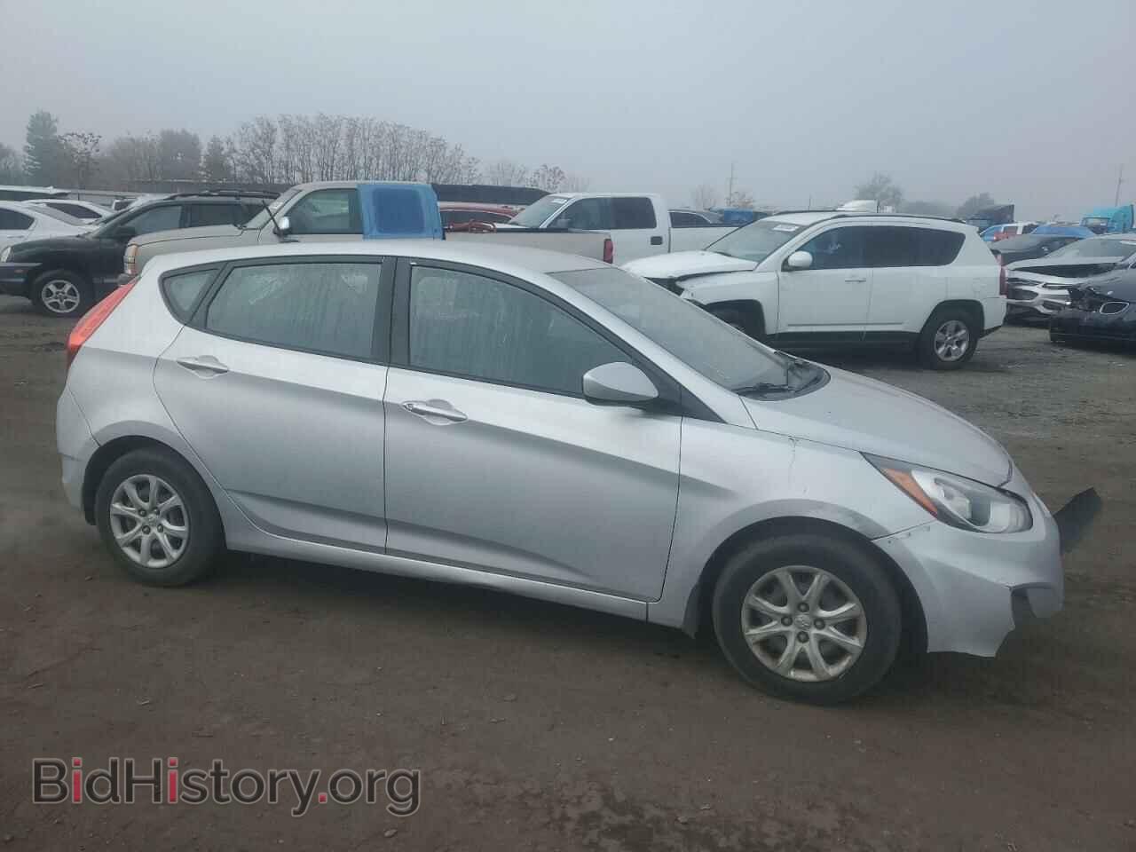2013 HYUNDAI ACCENT - VIN: KMHCT5AE1DU106074 - Фото 4