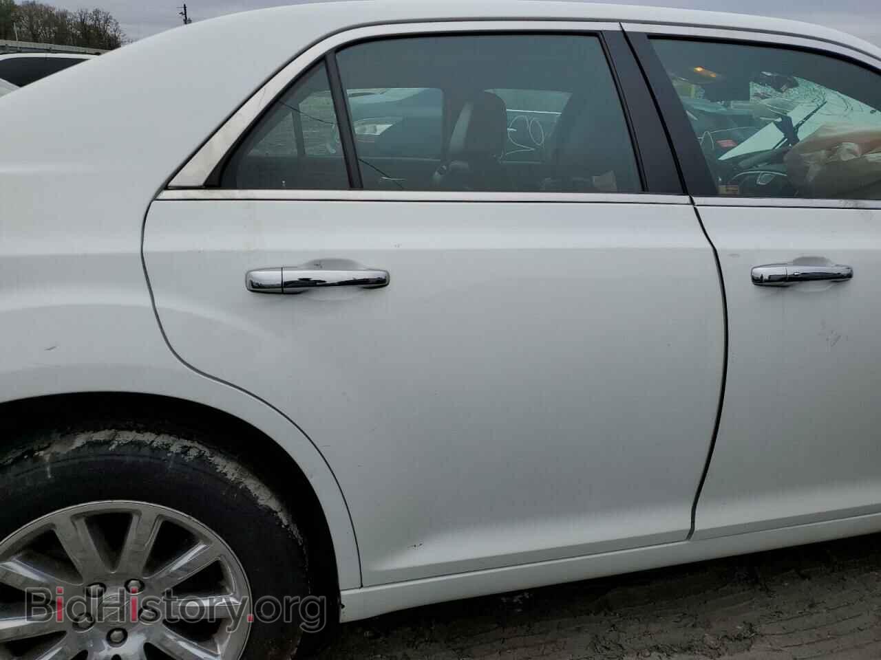 2012 CHRYSLER 300 - VIN: 2C3CCAETXCH283489 - Фото 10
