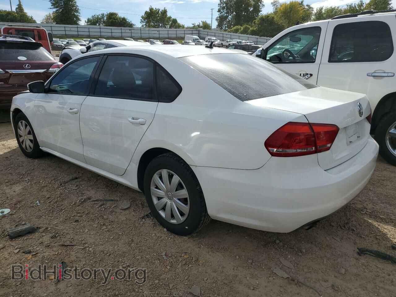 2013 VOLKSWAGEN PASSAT - VIN: 1VWAP7A35DC061380 - Фото 2