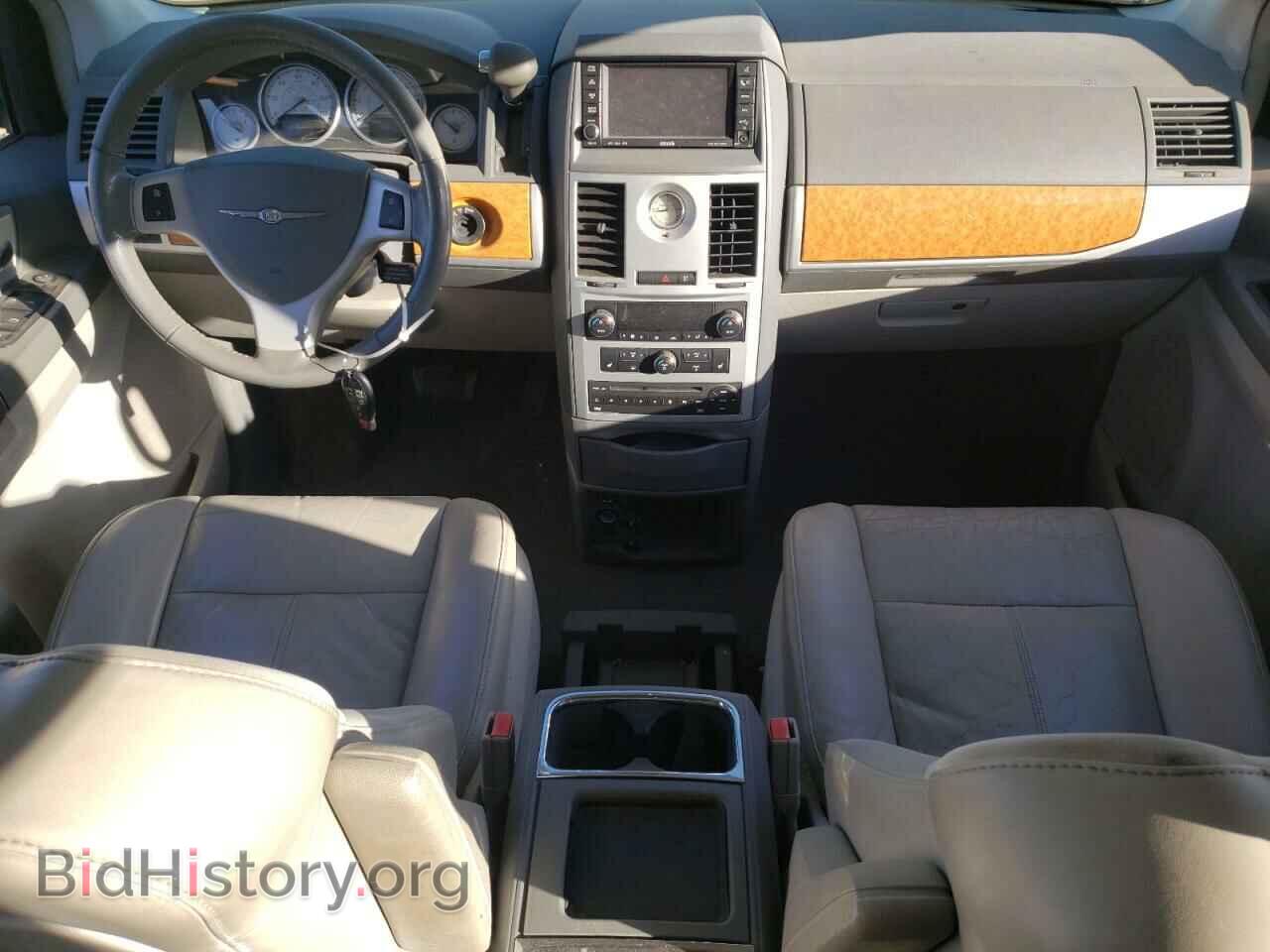 2010 CHRYSLER MINIVAN - VIN: 2A4RR6DX4AR233663 - Фото 8