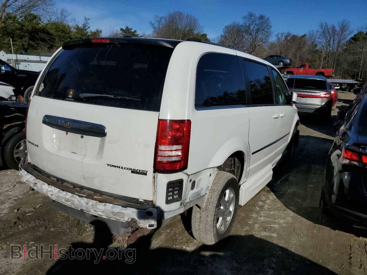 2010 CHRYSLER MINIVAN - VIN: 2A4RR5D17AR347940 - Фото 3