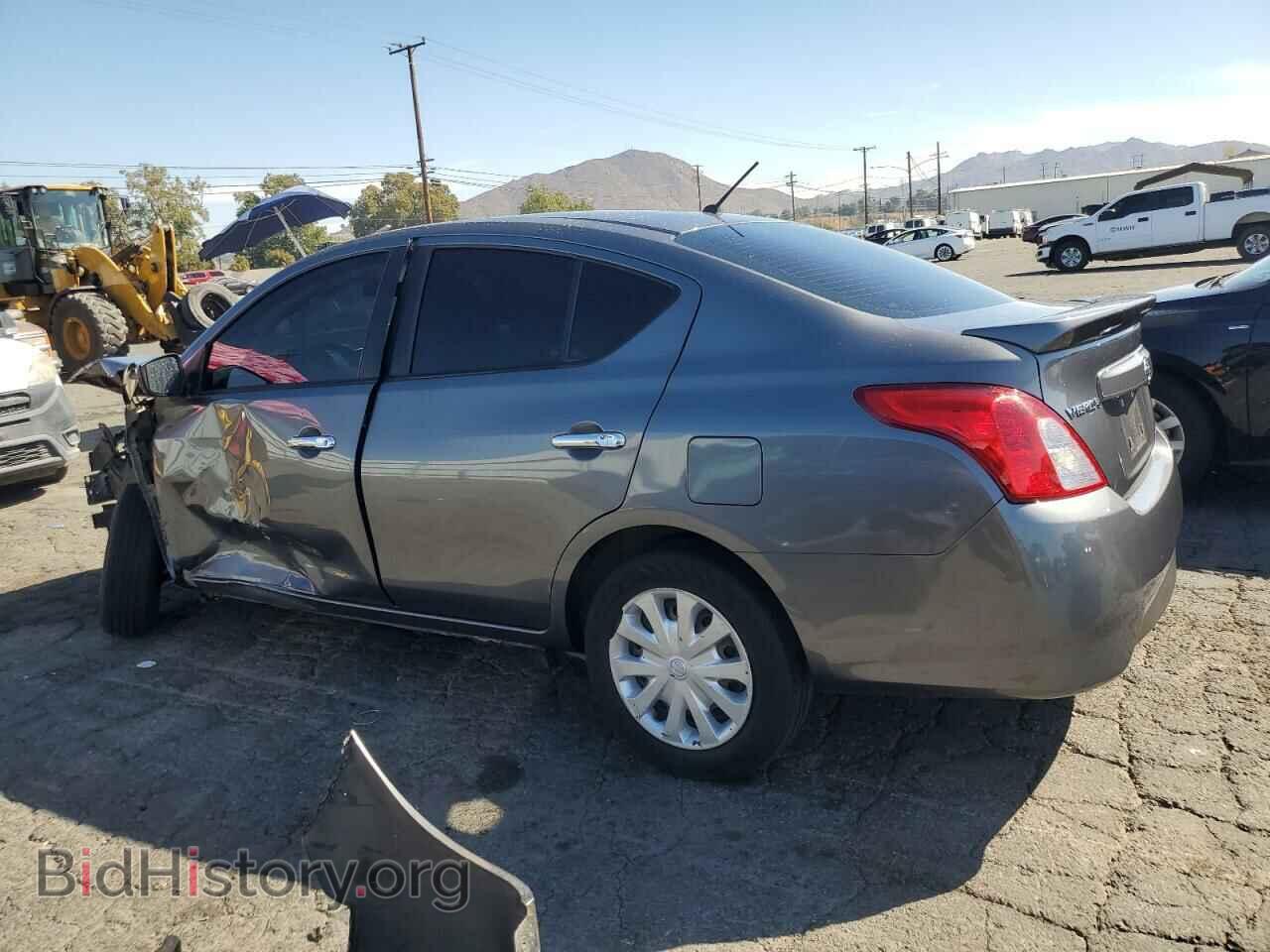 2017 NISSAN VERSA - VIN: 3N1CN7AP3HL843405 - Фото 2
