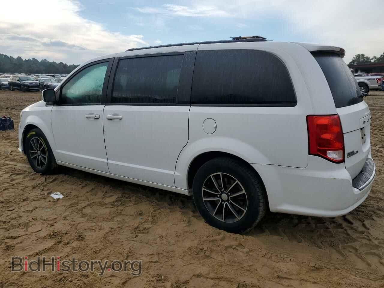 2018 DODGE CARAVAN - VIN: 2C4RDGEG7JR327271 - Фото 2
