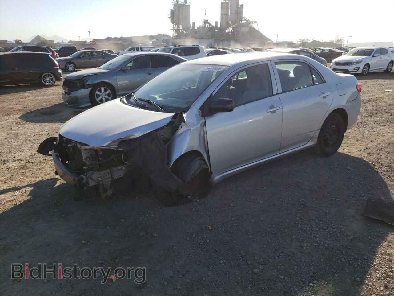 Фотография JTDBL40EX99041330 - TOYOTA COROLLA 2009