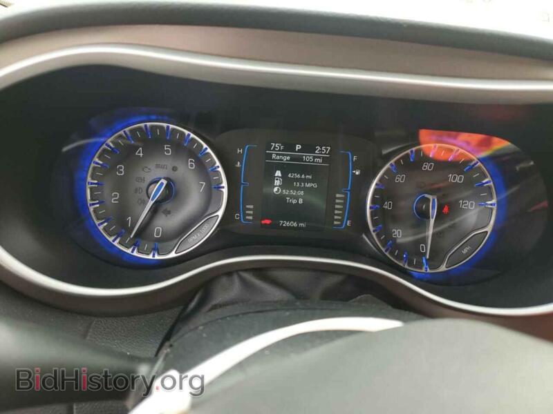 2017 Chrysler PACIFICA (VIN 2C4RC1BG9HR506507) — фото 9 из 13