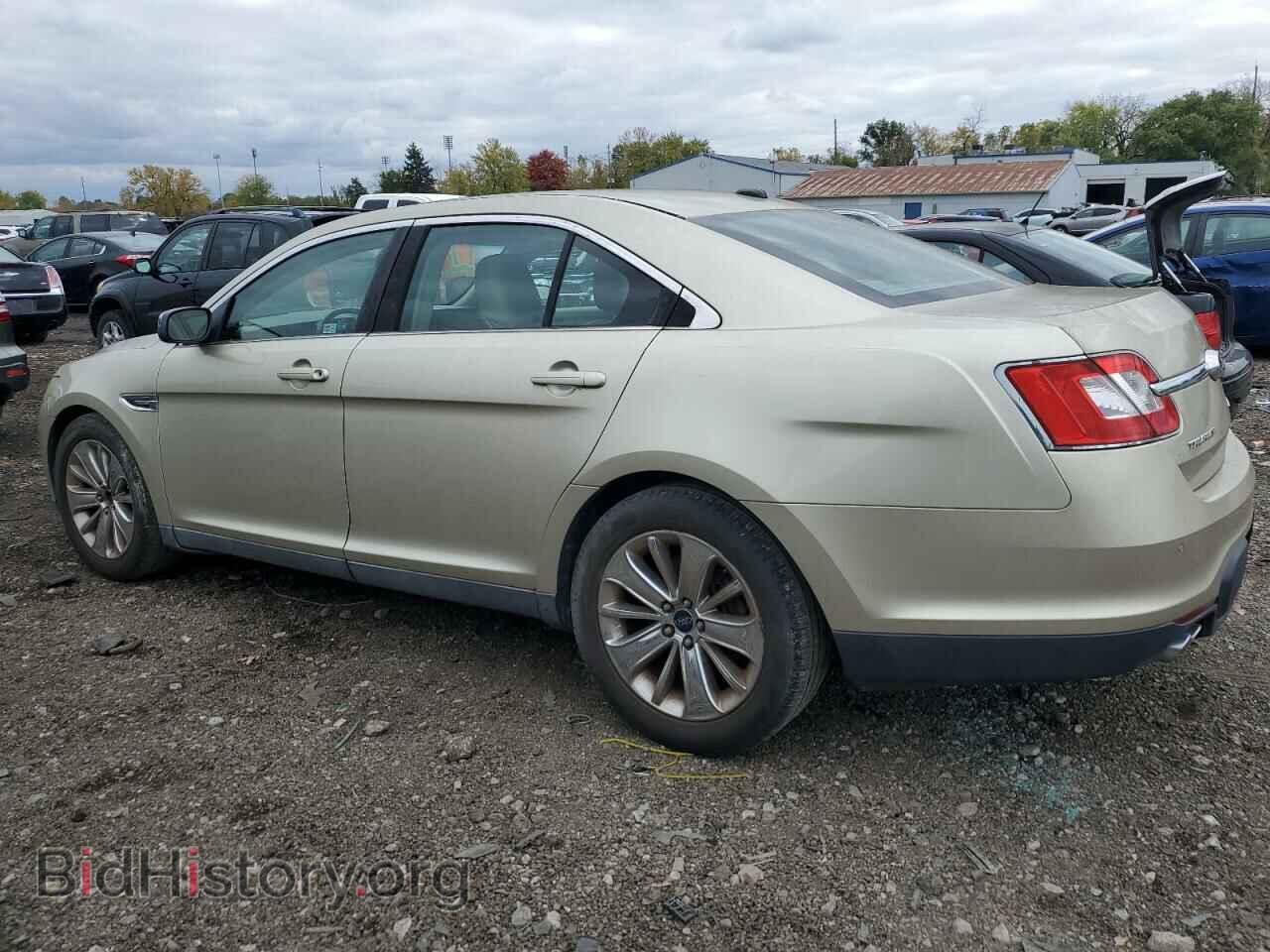 2010 FORD TAURUS - VIN: 1FAHP2FW8AG137708 - Photo 2